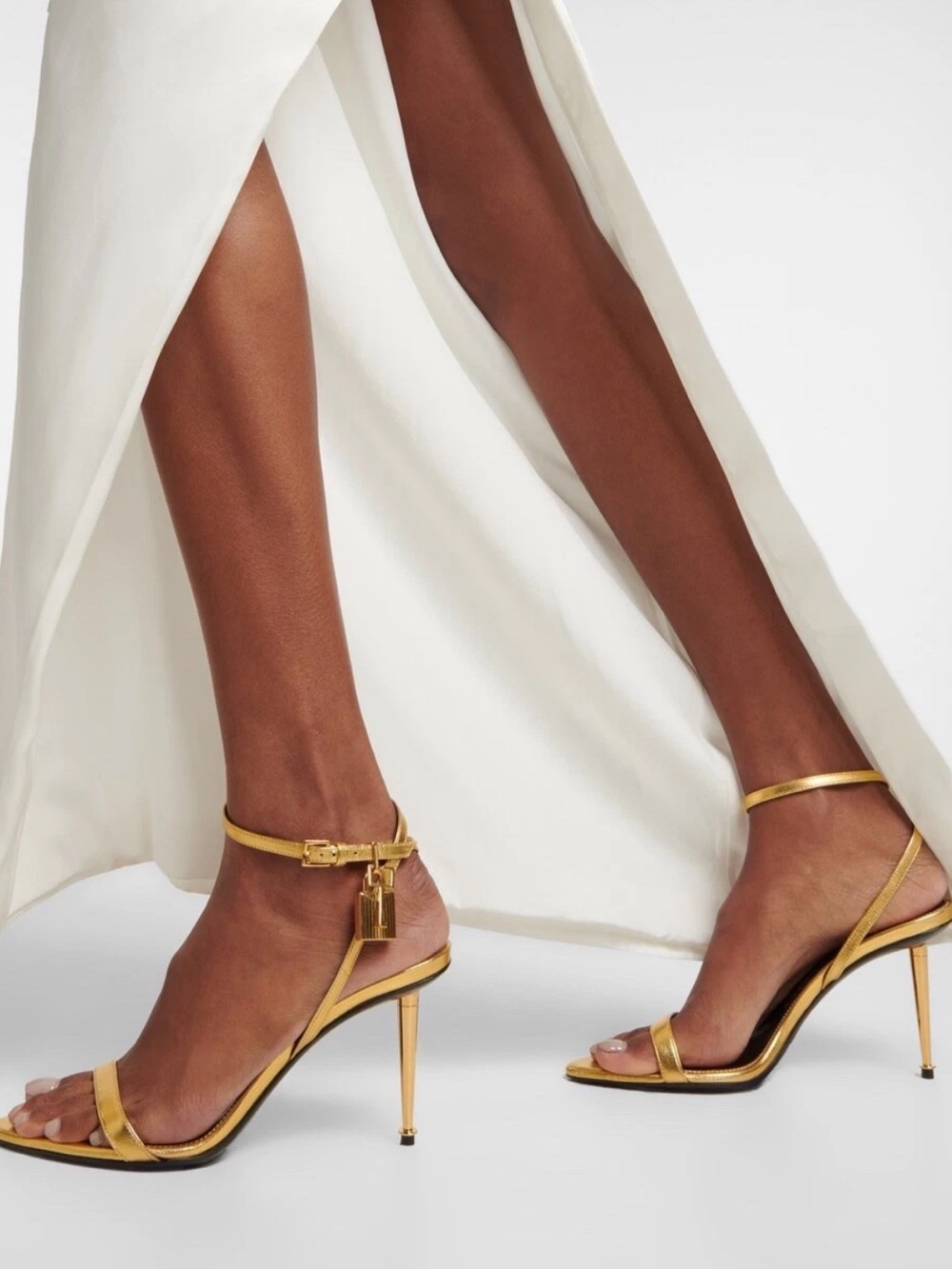 Tom Ford Padlock Naked 105 Gold Leather Heeled Sandals Sz 37 - Picture 7 of 17